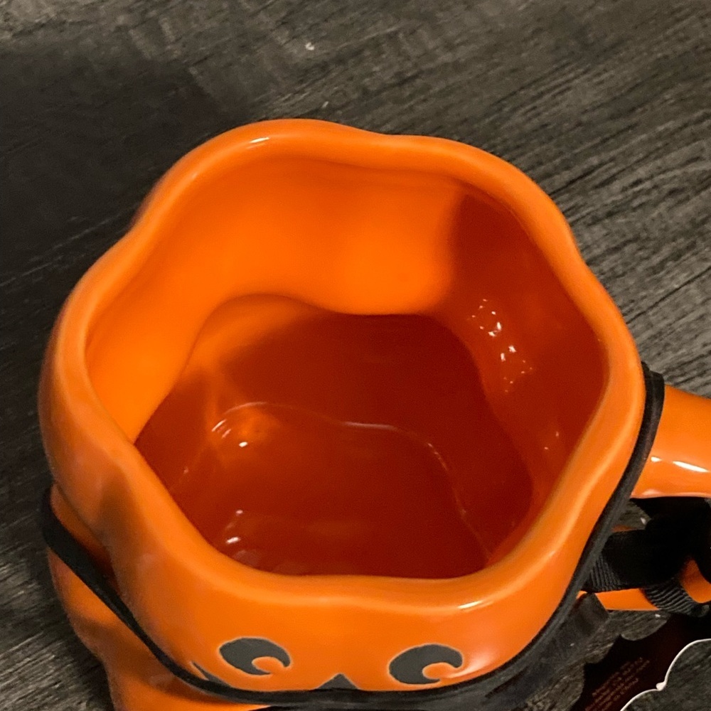 Rae Dunn Halloween Pumpkin Coffee Mug with Lid - Picture 7 of 7